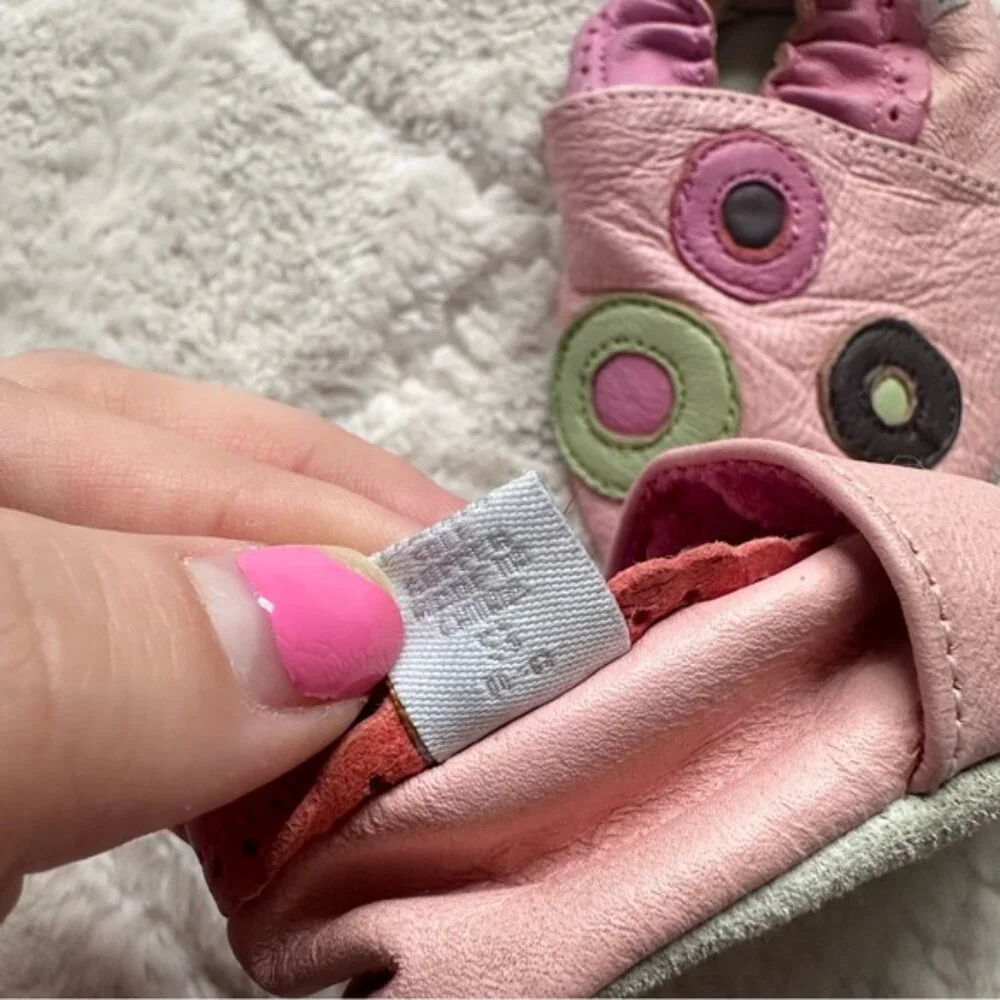 Mini Star | Pink Circles Leather Infant Shoes | Size Small (0-6M)